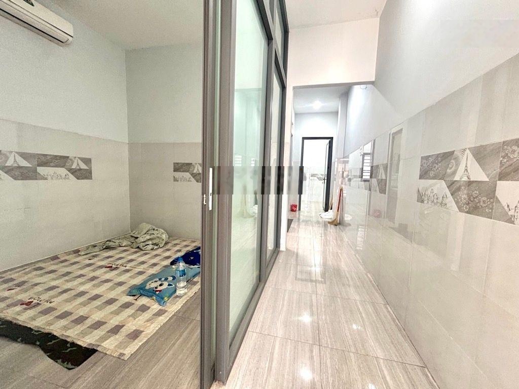 Mặt tiền nguyễn bá tòng tân bình - dt 70m (4m x 17.5m) 4 tầng btct