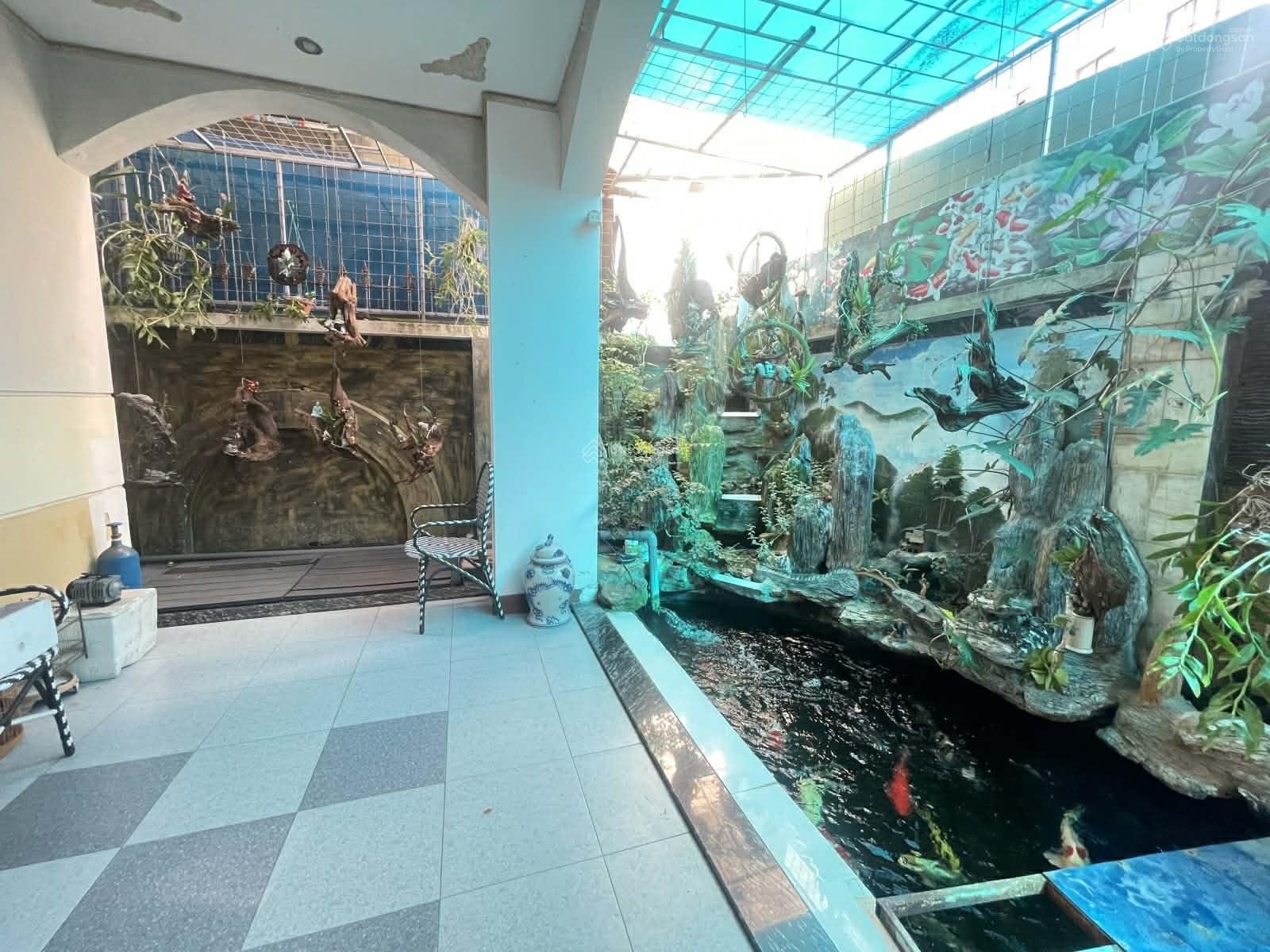 Biệt thự đẳng cấp biển Mỹ Khê dt 645m2 ngang 20m giá chỉ 68 tỷ