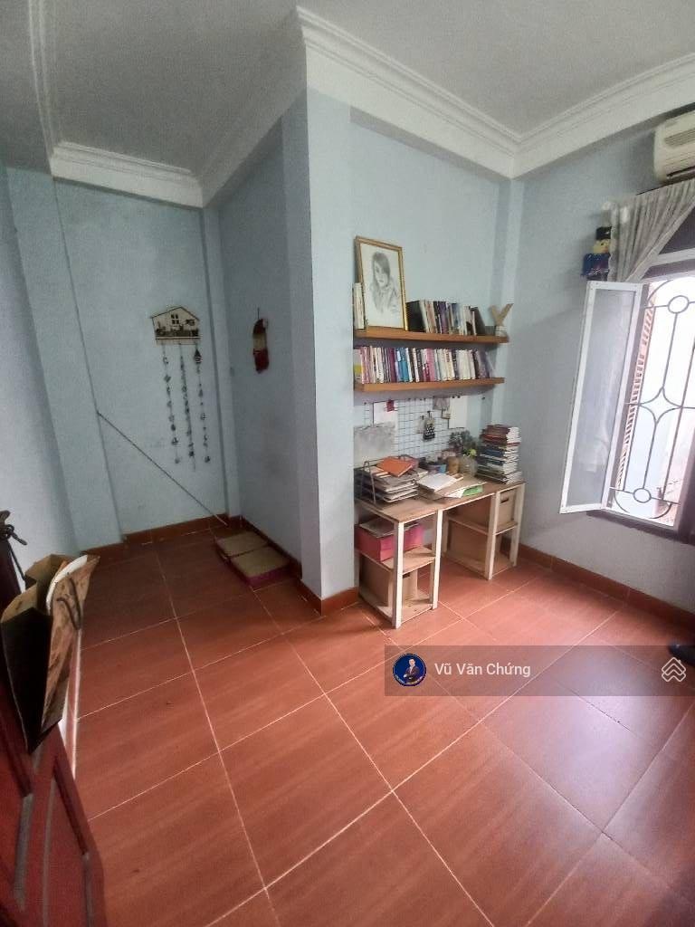 Bán nhà 5 tầng gần ô tô ngõ 62 Phùng Khoang diện tích 42m giá 7.85 tỷ