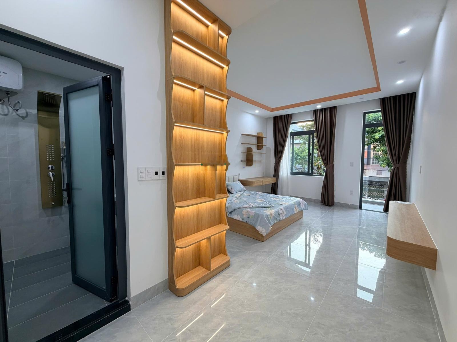 Nhà đẹp đường Cao Xuân Huy gần Phan Đăng Lưu Diện tích 77.9m2 5 phòng ngủ full nội thất