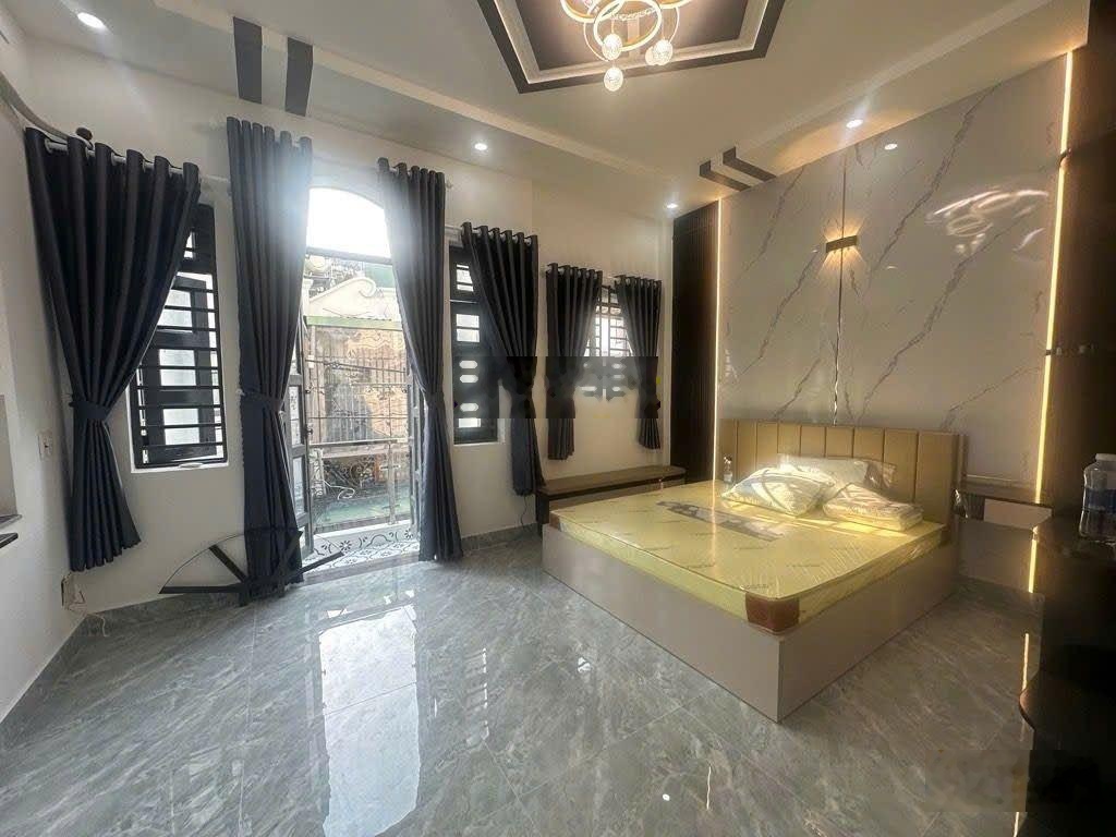 6 tỷ ,nhà 4 tầng, 60m2, hxh đường trương thị hoa ,p tân thới hiệp, quận 12,gần siêu thị