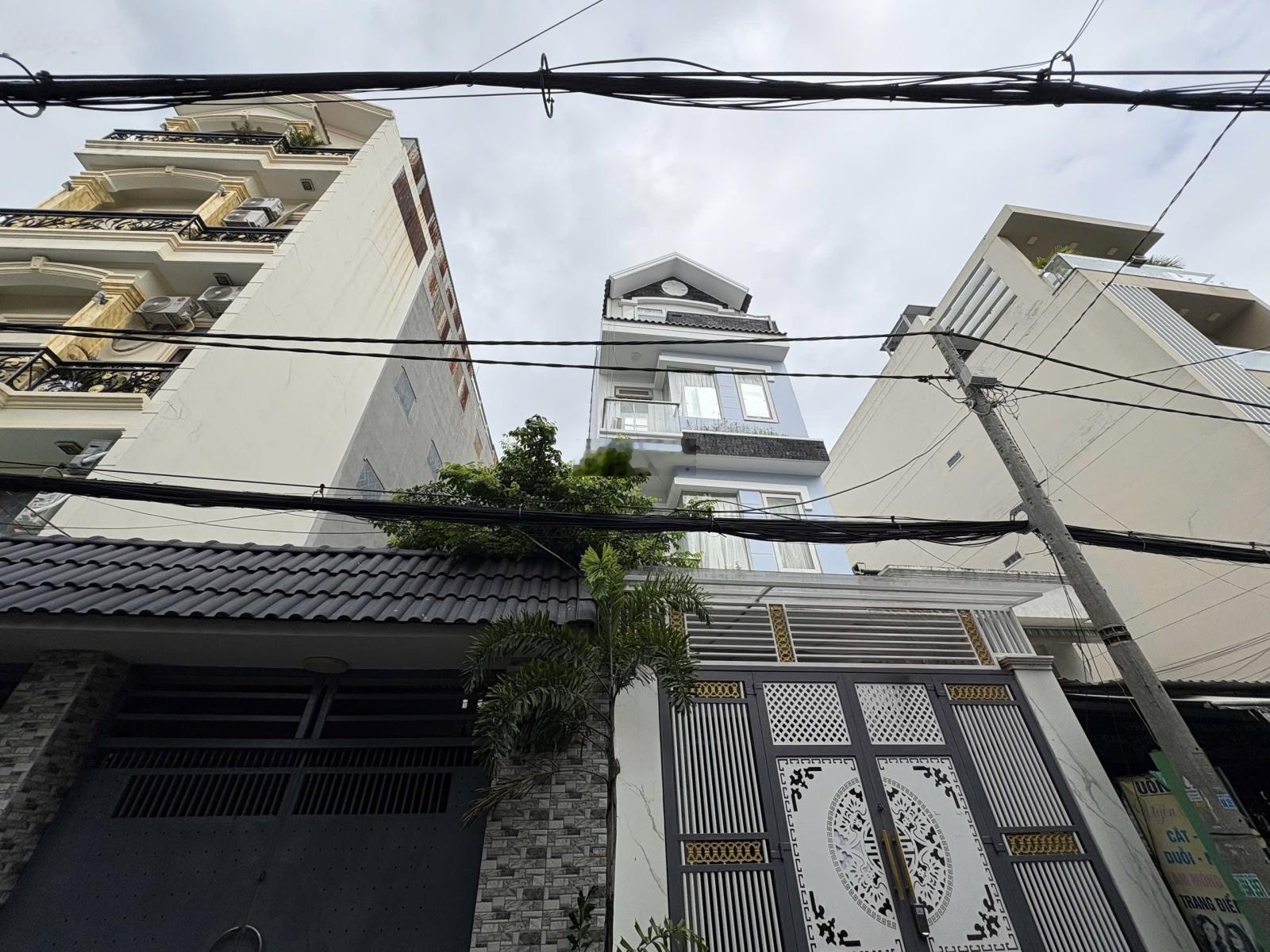 Nhà 4 tầng HXH buôn bán nhộn nhịp - 4.5 x 27m - chỉ 70tr/m2