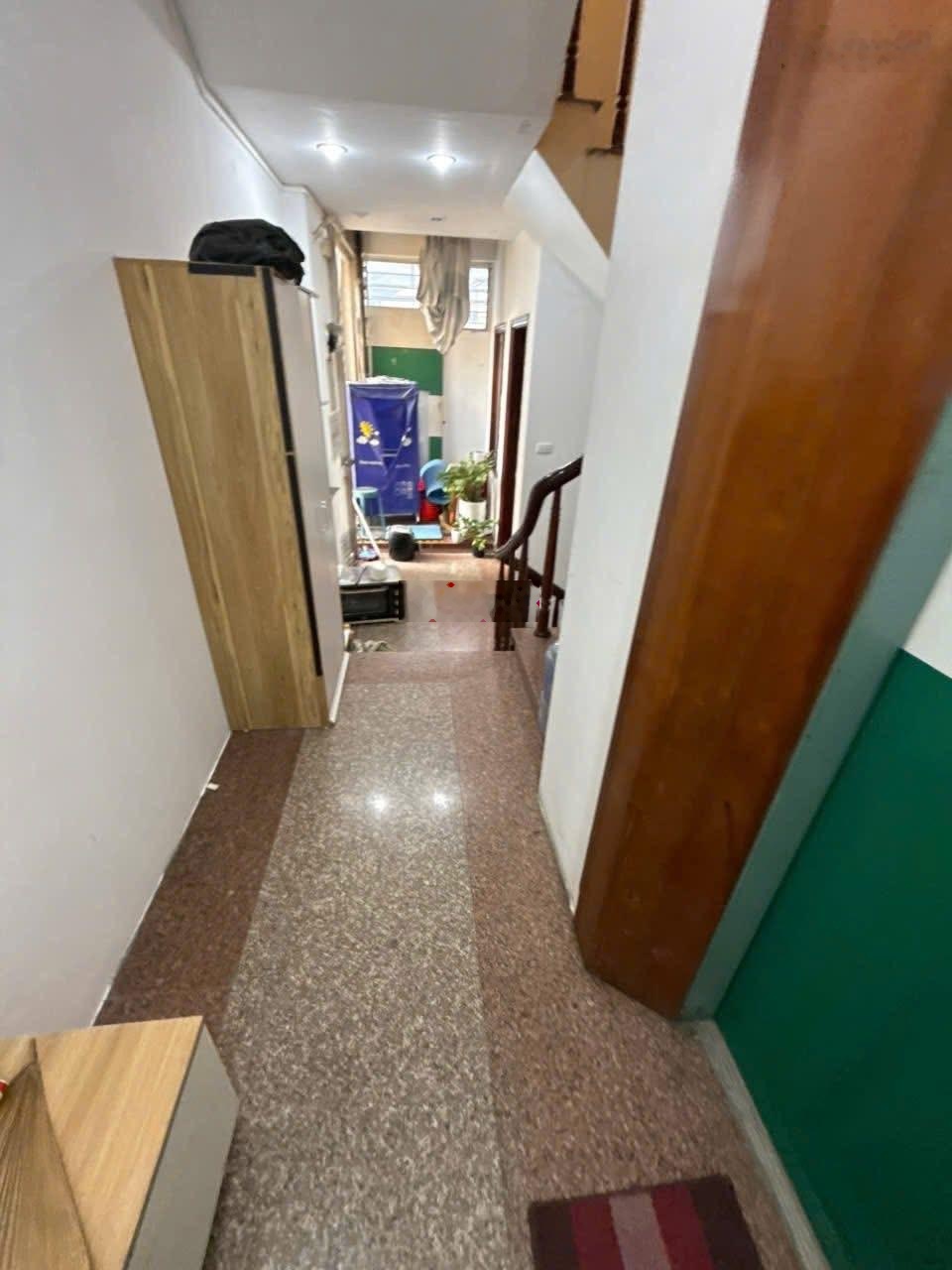 Chính chủ cho thuê văn phòng 14 Huỳnh Thúc Kháng 60 m2 gúa 8.5 triệu/tháng 0389930126