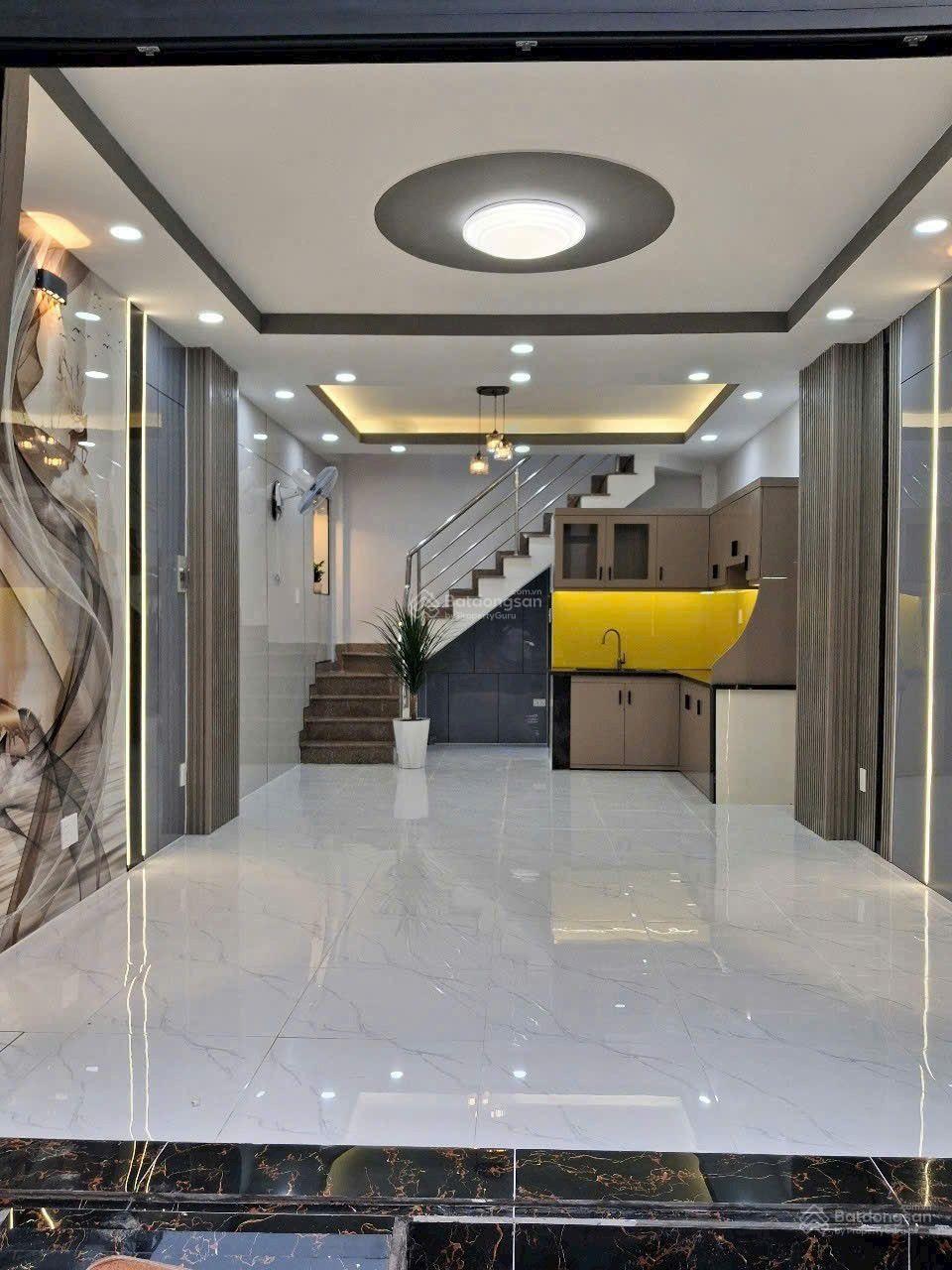 Nhà 3 tầng - hẻm xe tải 7m- nhà sièu đẹp giá tốt