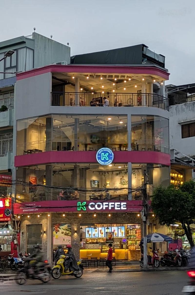 Phố ẩm thực Phan Xích Long Q. Phú Nhuận - DT: 8 x 16m - 6 tầng - HĐT: 200triệu - gía: 90tỷ TL