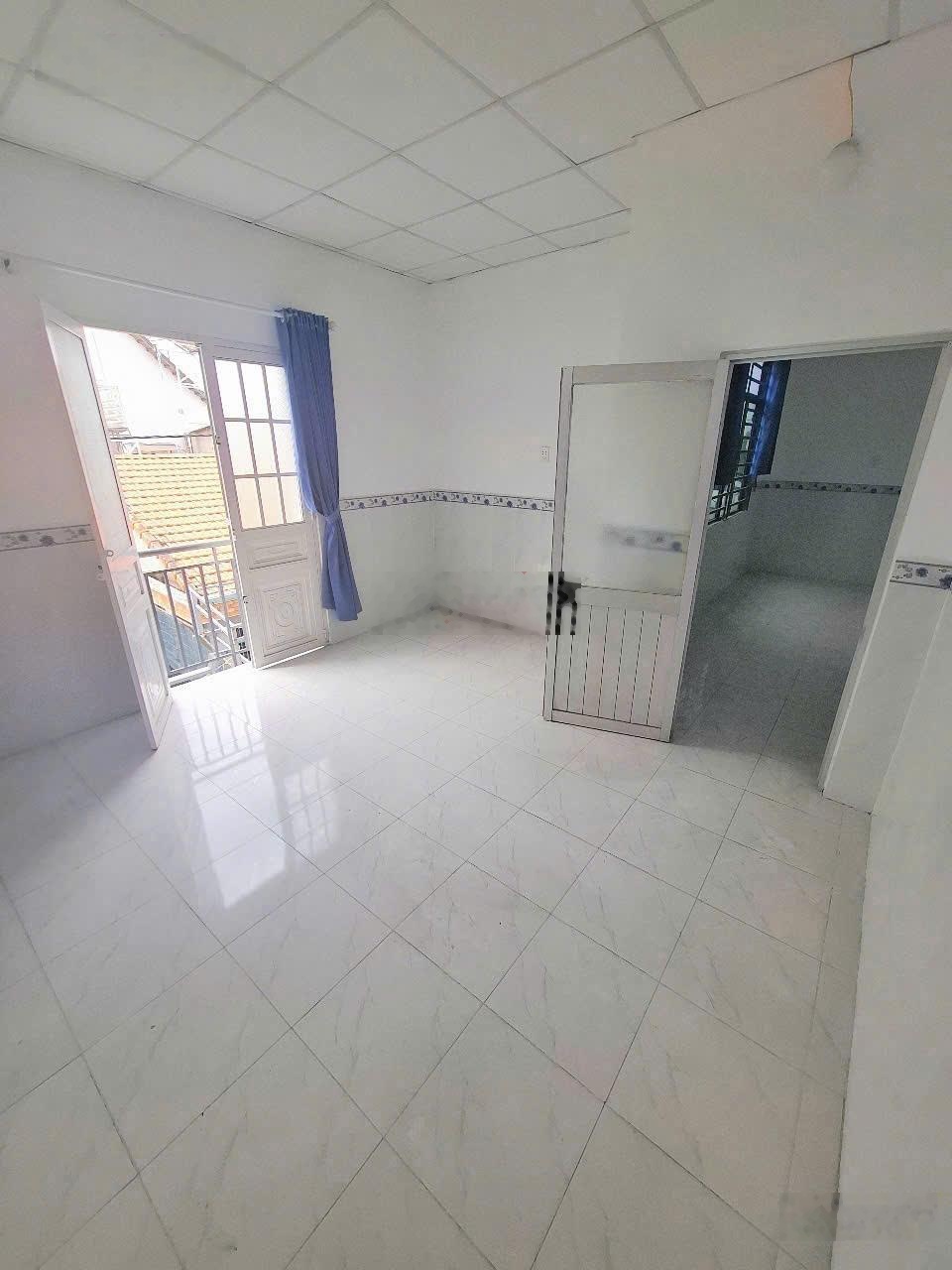 HOT! Bán nhà 1T1L, gần cầu Bửu Hoà, sổ hoàn công, đường oto, chỉ 2,6 tỷ