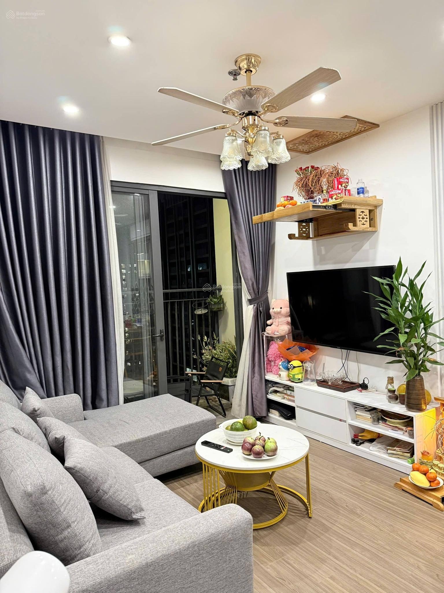 Bán chung cư Vinhomes Smart City Tây Mỗ 55m² full nội thất, giá 5.15 tỷ