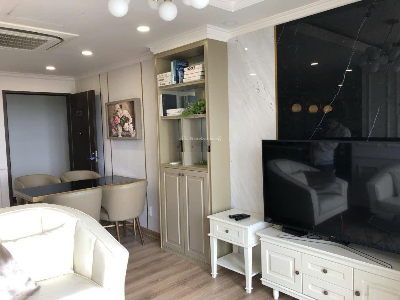 Full nội thất, 97m2-3pn-2wc, ô xe, giá : 9.5 tỷ tl, view villa. tại nguyễn lương bằng. 0966733922