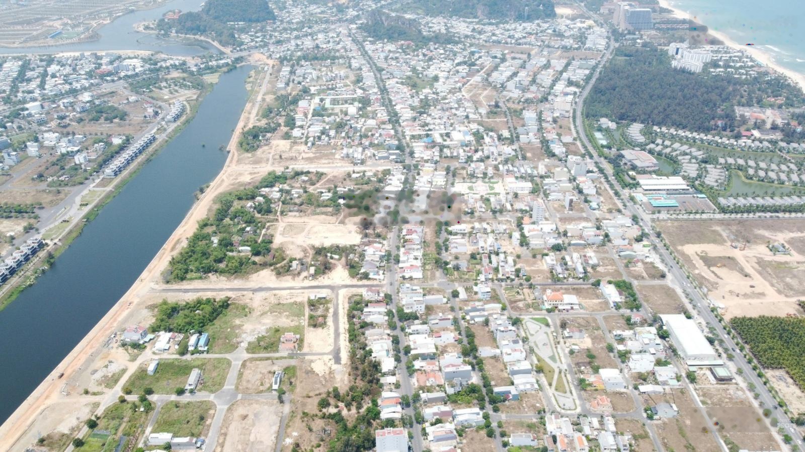 Sản phẩm cực tốt, chào bán đường Lưu Văn Lang, vị trí đẹp, giá tốt tại Biển Sơn Thủy