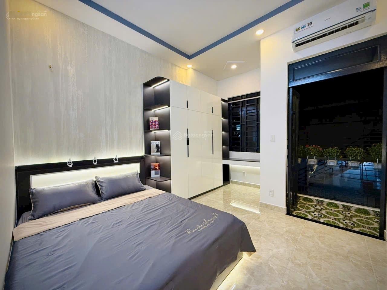 Bán khách sạn mặt tiền Tân Sơn quận Gò Vấp