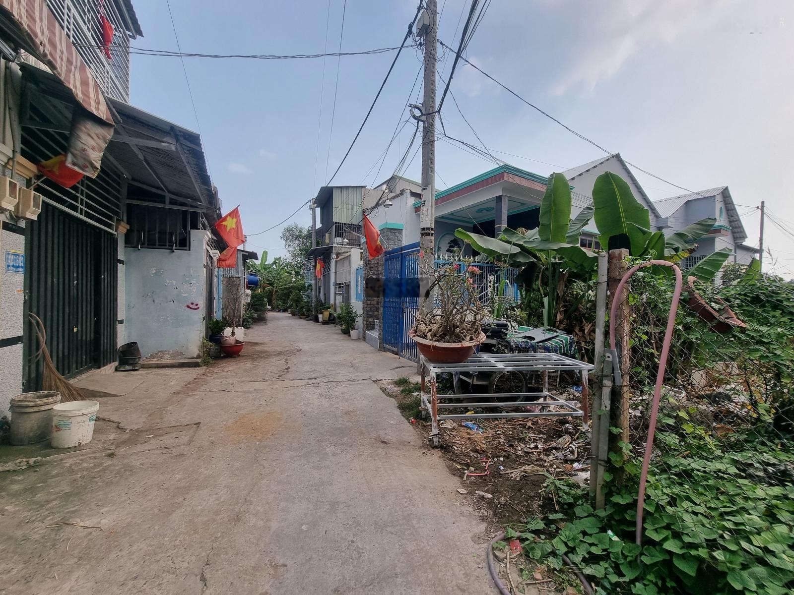 89,5m2 thổ cư chỉ 3 tỷ - Rẻ nhất Phước Kiển - KDC hiện hữu - XD tự do - Xe hơi VF3 đỗ cửa