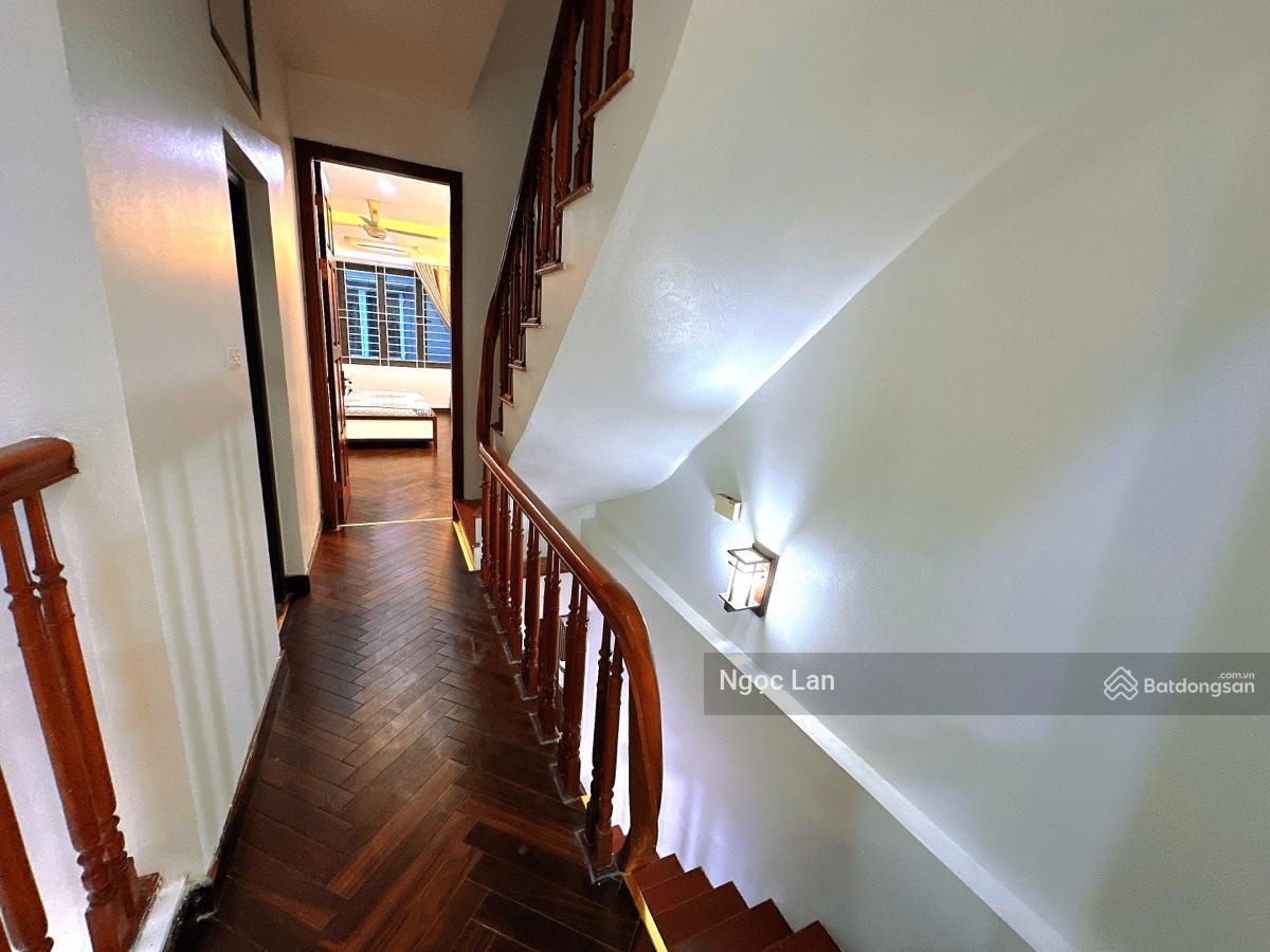 Trung phụng 55m x 4 tầng 4 ngủ nhà đẹp dân xây thôngthoáng trước sau ô chờ thang máy sổ đỏ đống đa