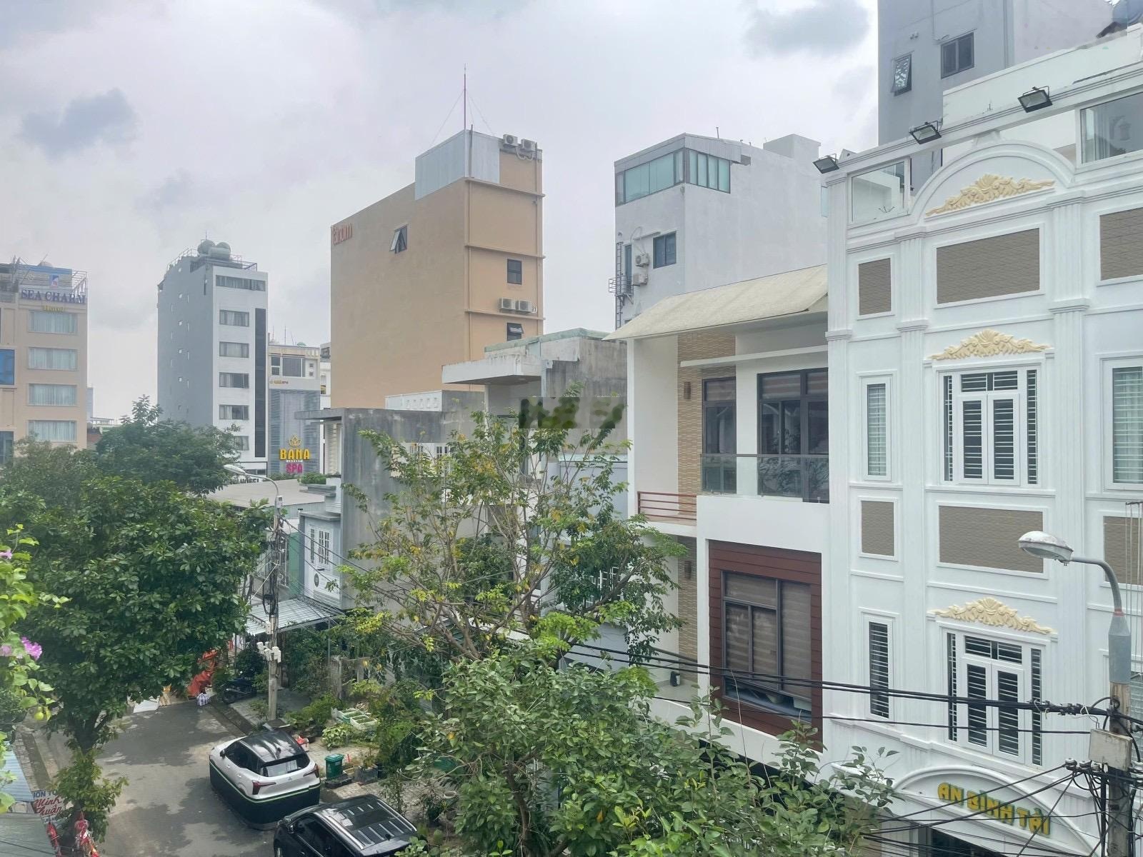 Nhà 3 tầng mặt tiền đường 5.5m Trần Thanh Mại 75m2 ngang 5 chỉ hơn 12tỷ - Gần biển Mỹ Khê