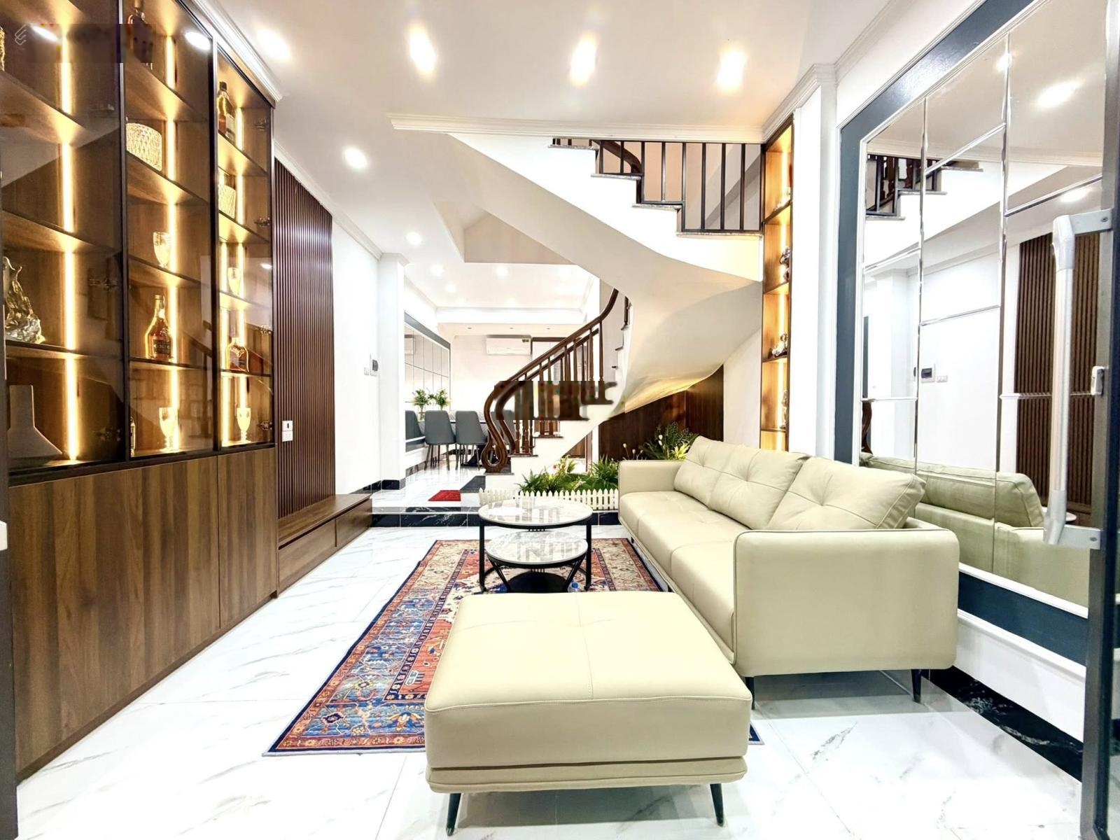 Mặt ngõ Ngọc Hà, 10m ra ô tô, thông vòng quanh, DT 38m2, MT 4m, chào 10,25 tỷ