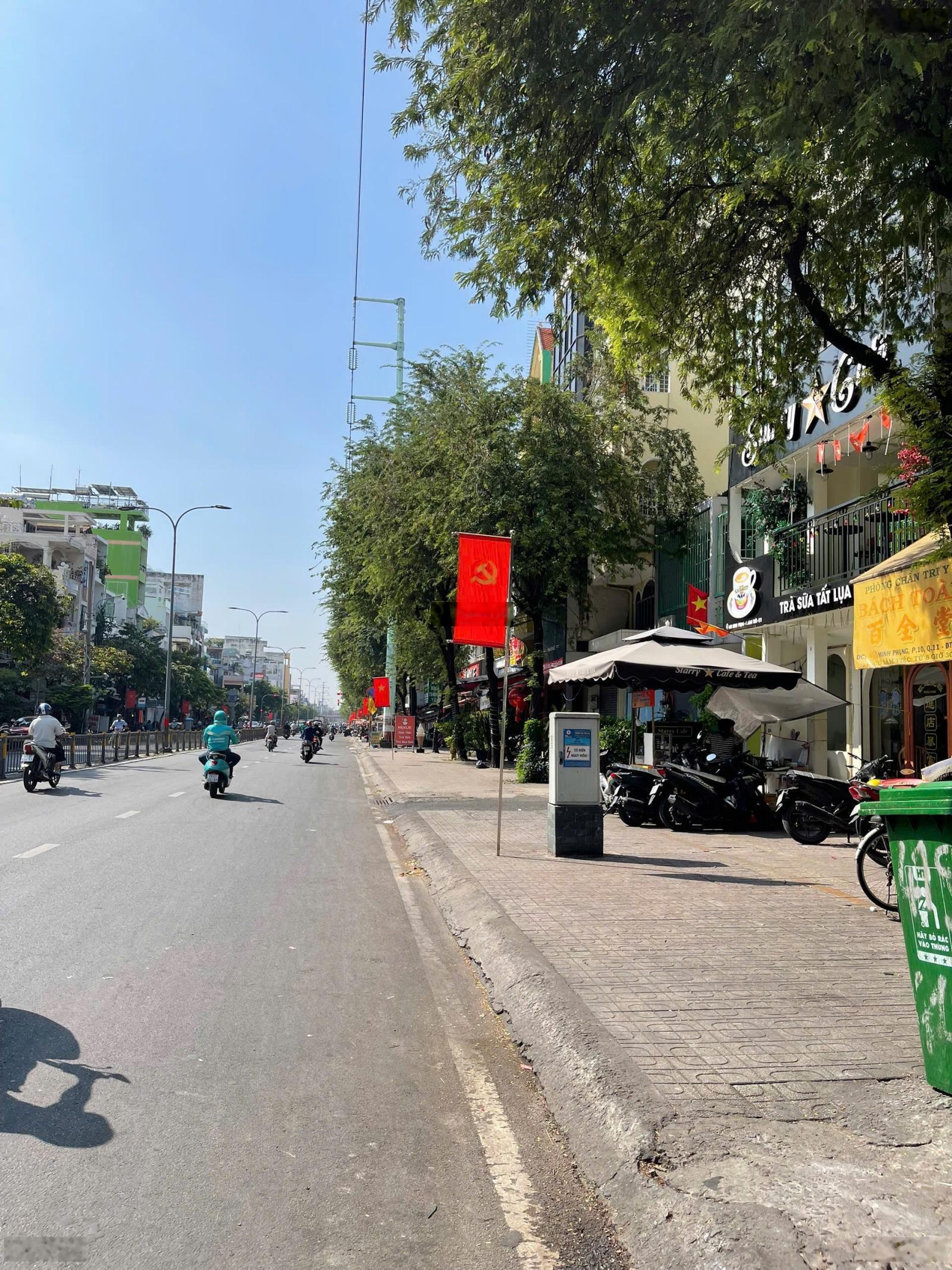 Bán nhà MT đường Minh Phụng Q11 dt ( 4.2 x 14m) giá 16 tỷ