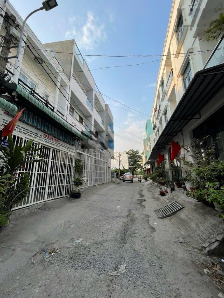 Siêu phẩm 4 tầng bình tân - ngang khủng 5m- hẻm 6m thông - sát mặt tiền võ văn kiệt - nhỉnh 6 tỷ.