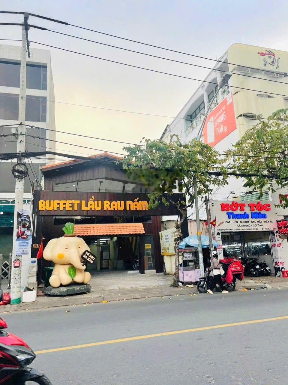 Nhà Mặt Tiền Đặng Văn Bị, Thủ Đức 8m x 34,4m, Giá 45 Tỷ Thuơng Luợng