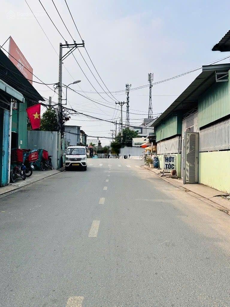 Bán Lô đất thổ cư MT đường TL14, phường THẠNH LỘC, Q12, dt 108m(4x27).Đường 10m, giá chỉ 5,5tỷ