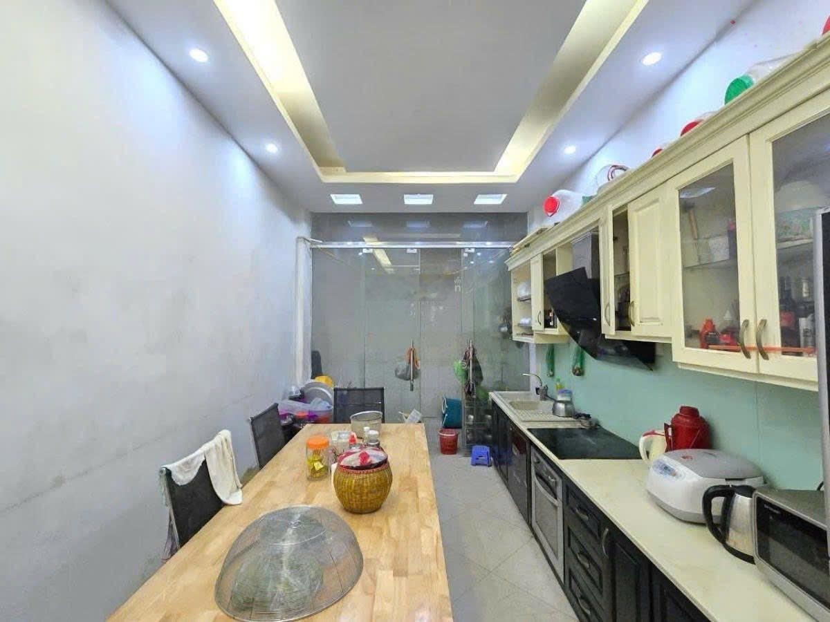 55 m2*5*11.18 tỷ, ngã 4 phố Lê Thanh Nghị, Bạch Mai, HBT, 0985818818