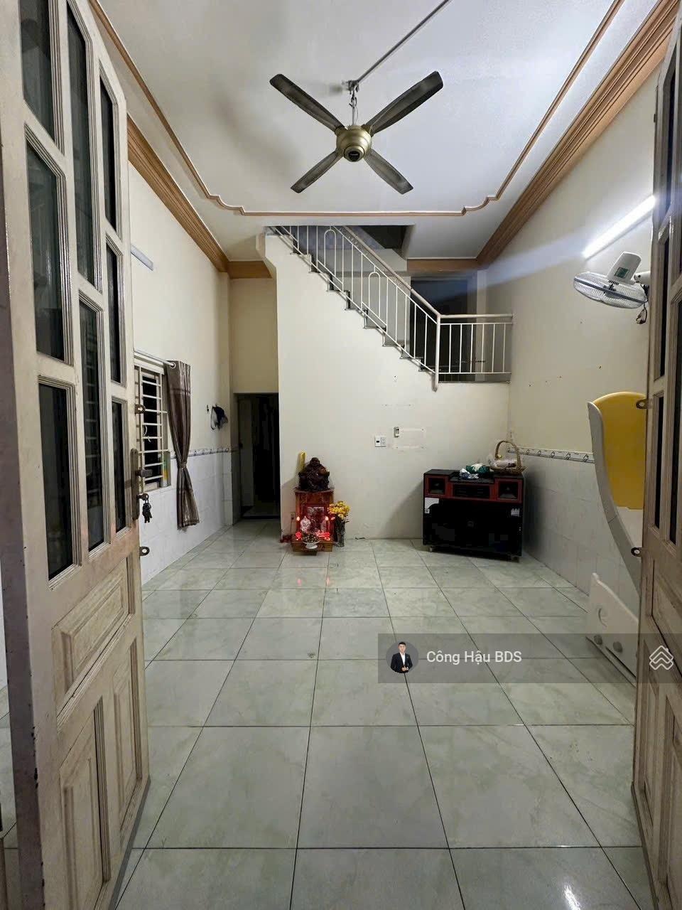 Nhà 2 Tầng P. Dĩ An. Cách Vincom 5P. DT: 75M2 (5x15M). ODT: 57.2M2. Gồm 3PN- 2WC. Đường 5M. 3.15 Tỷ