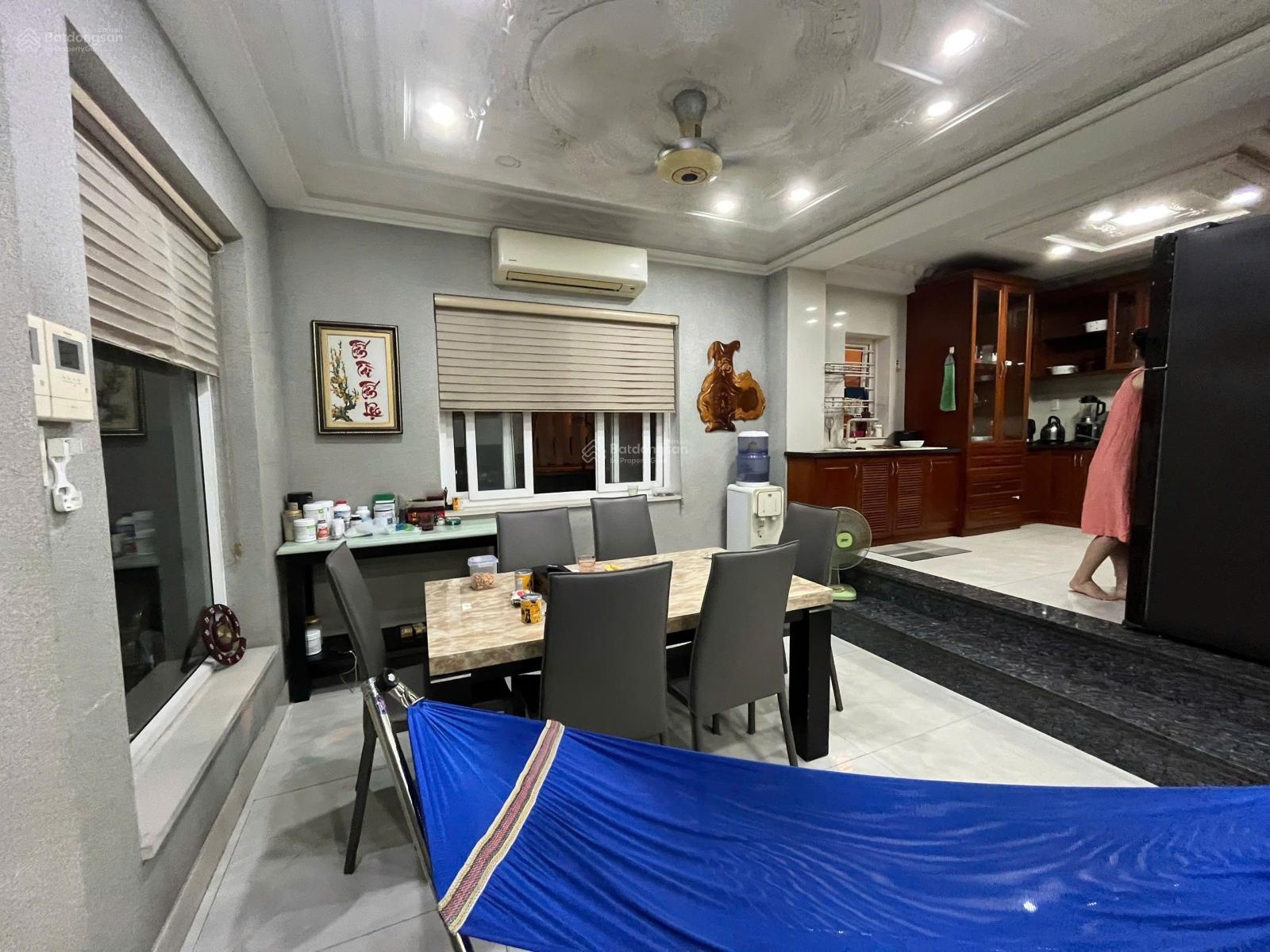 Bán Villa Trường Sa 154.8m² 4 tầng - 45 tỷ - biệt thự view sông mặt tiền bình thạnh