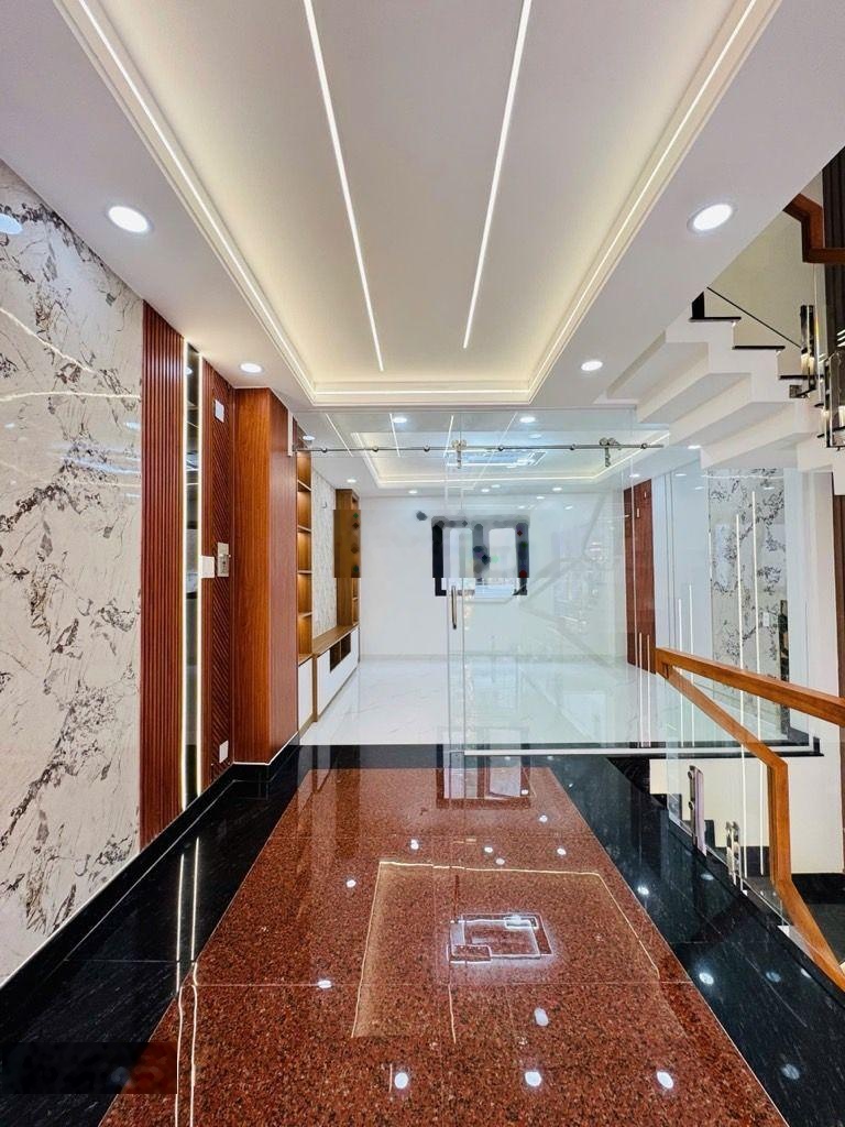 KHU VIP TÊN LỬA - 5 tầng - Nhỉnh 7 ĐỒNG