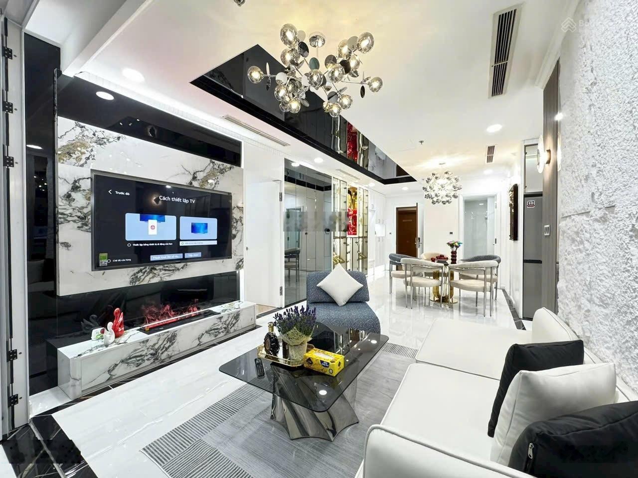 BQL cần bán CC mới xây 100% D - Homme, Q6 giáp Q5,10,1 70m2, 2PN 2WC giá 7 tỷ, 0899874805 Mão