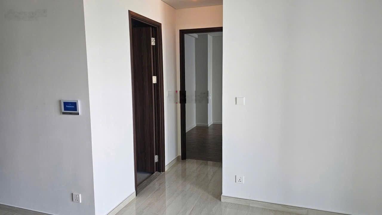 Bán căn hộ Infiniti Riveria Point giá 6tỷ3 nhận nhà ở ngay. LH 0905555635 Thảo