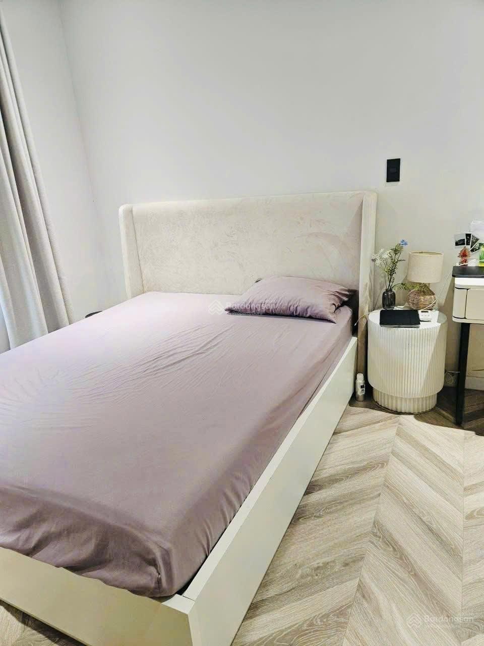 Nóng ! Cần bán gấp căn hộ Saigon South View Sông - 2PN Full nội thất ,lầu cao view cực thoáng mát