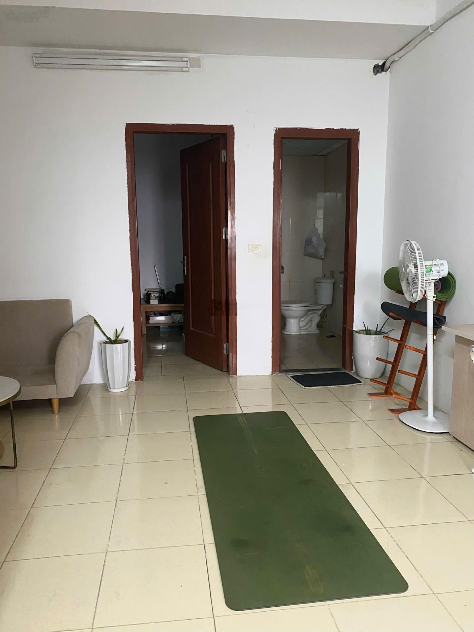 Bán CC 2PN, 2WC, 60m2, giá tốt 3,6 tỷ giá tốt nhất Hà Đông hiện tại