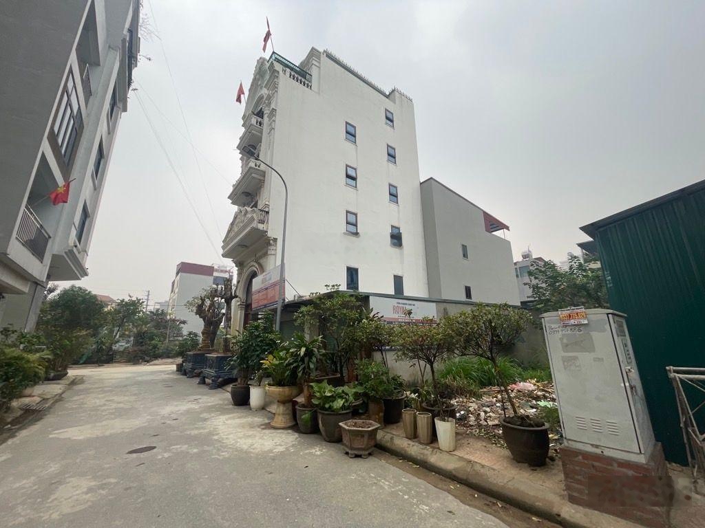 Mảnh đất siêu đẹp, phân lô, vỉa hè vân canh, hoài đức, 60.8m2, mt 5m, ô tô tránh, giá 12.1 tỷ