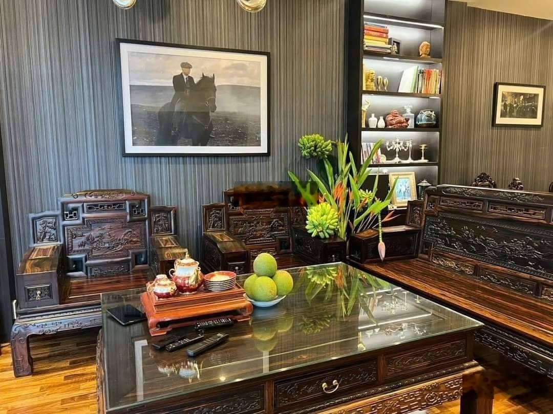 Cực hiếm, bán nhà Võng Thị, ô tô vào nhà, mặt tiền 6m, chỉ 33.5 tỷ