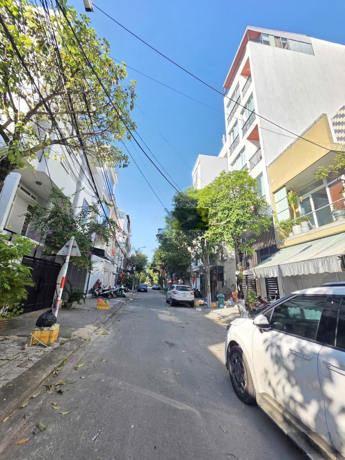 Cần bán cặp đất Trần Thanh Mại 150m2 ngang 10m đường 5.5m cách biển Mỹ Khê 400m