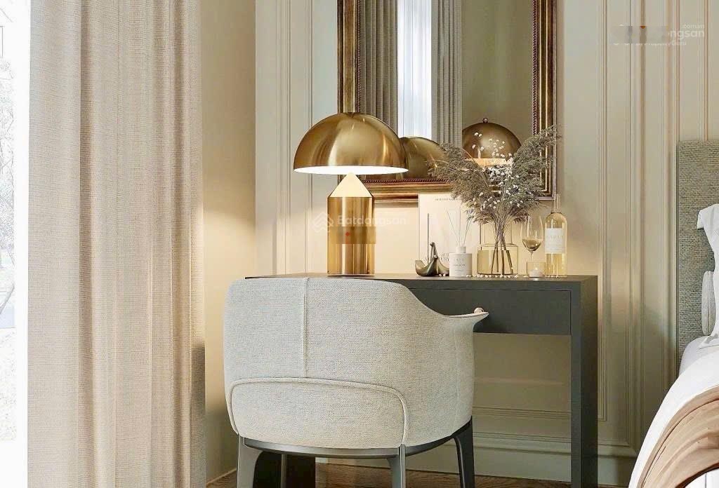 Siêu phẩm khách sạn hồ tây 30m ra mặt hồ ngõ thông tứ tung- hiếm