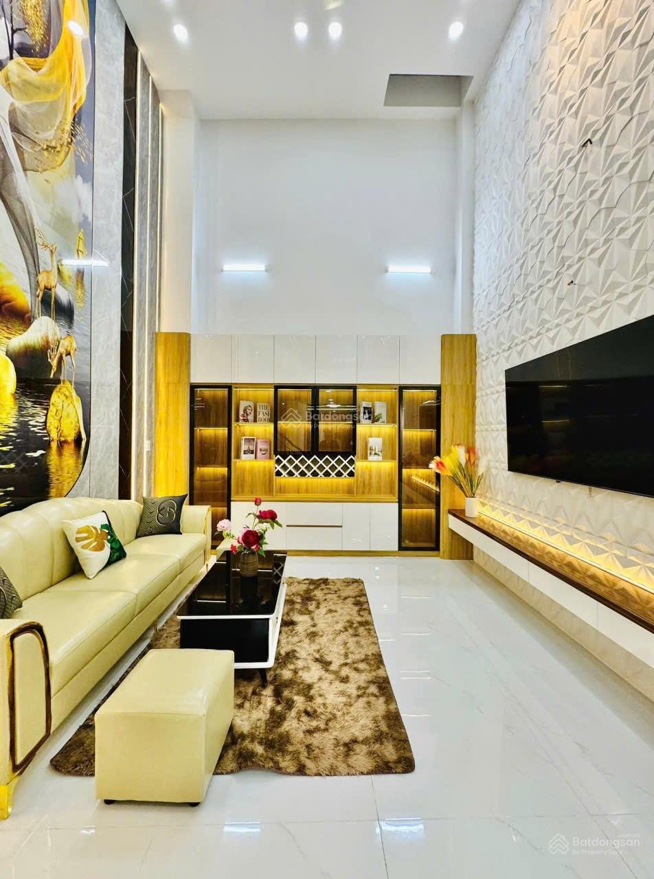 Nhà Mới Hẻm Xe Hơi___Đường Số 3 Nguyễn Văn Khối P9_____4m x 13m 4 lầu 4 phòng ngủ, 5 toilet=8,3 Tỷ