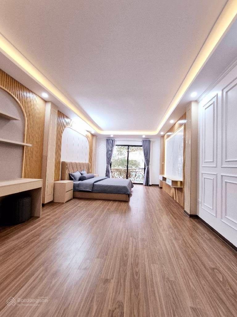 Phân Lô Víp Đền Lừ 60m 8 Tầng Mặt Tiền rộng Vỉa Hè Hai Bên Đường trước Nhà 10m ở Kết Hợp Làm VP