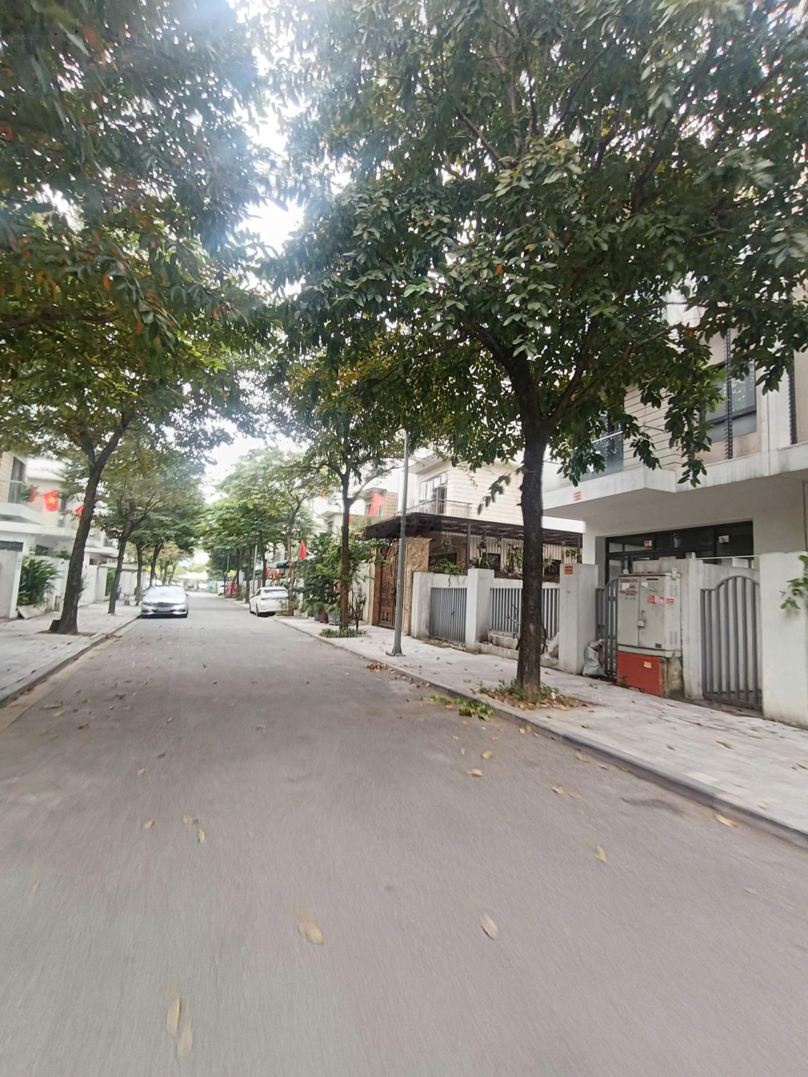 Giảm 3 tỷ biệt thự an vượng gần công viên thiên văn học 190m