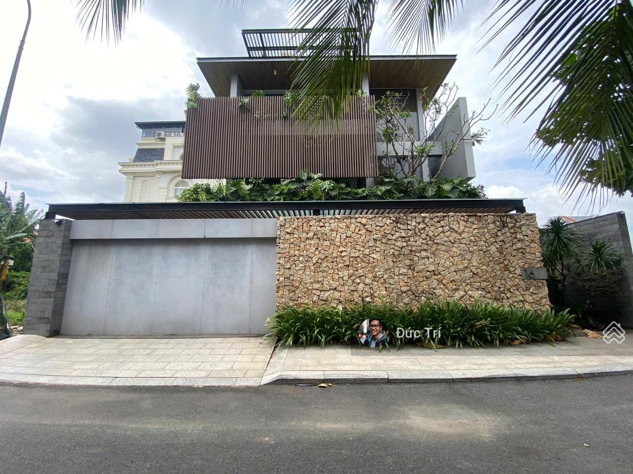 Hạ giá 20 tỷ bán gấp Siêu phẩm HXH Trần Khác Chân Q1 DT 13x20m hầm 5 tầng giá giảm 115 tỷ về 95 tỷ