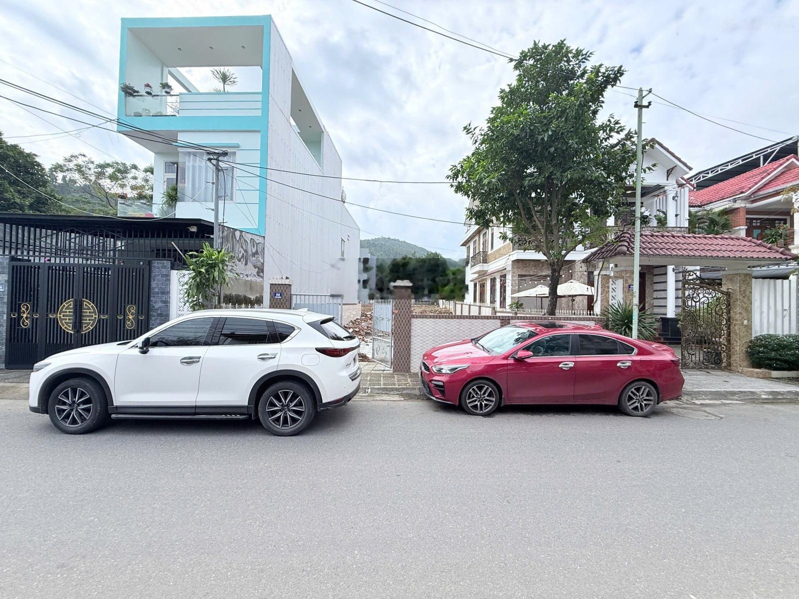 Bán lô mặt tiền Trinh Đường gần ngã tư Tôn Đản