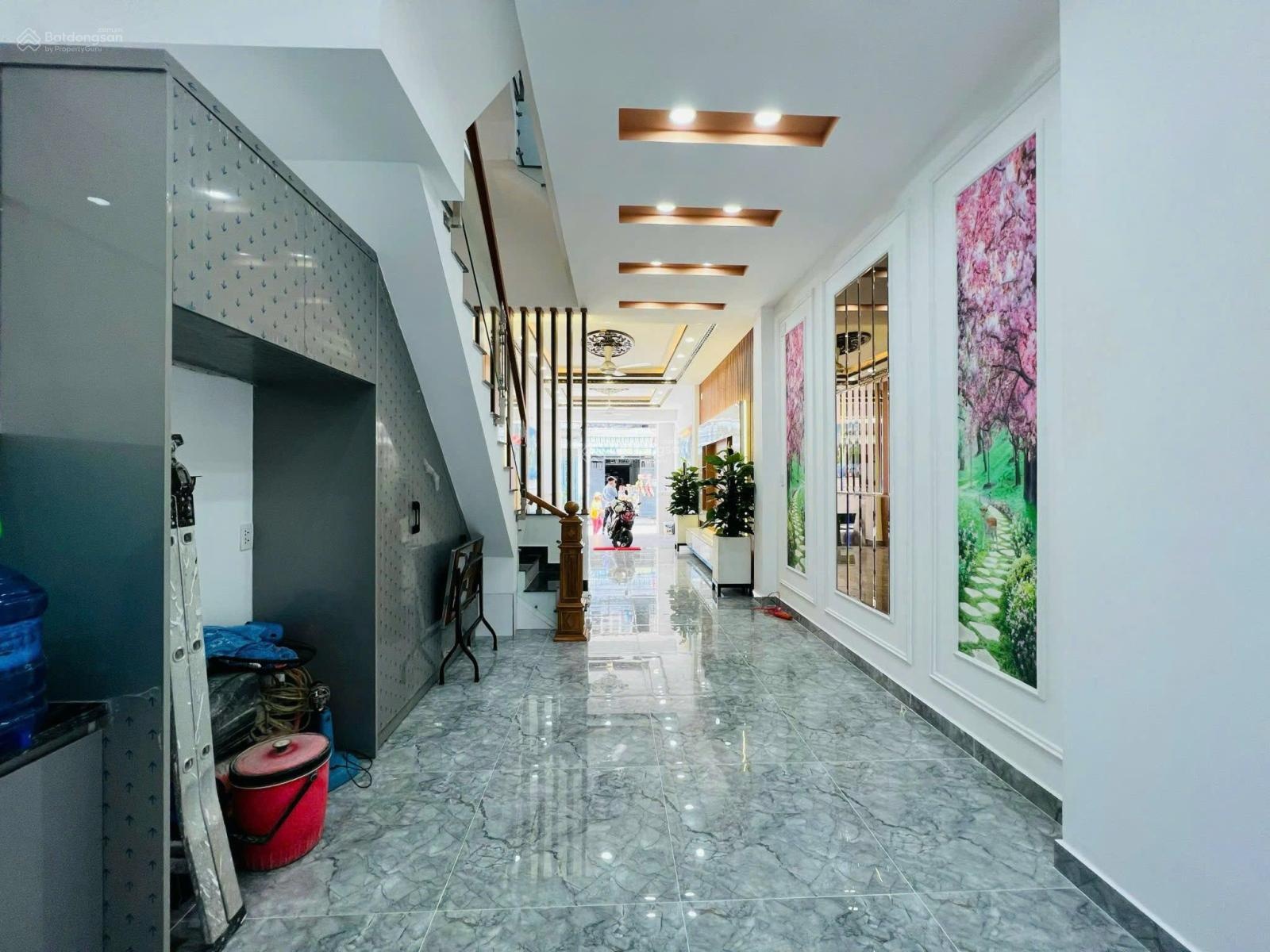 Bán nhà như hình CC, mặt tiền đường TTH9, Q12. Giáp Gò Vấp. 4x20m, 4tầng, giá 9.1tỷ, lh0937205202