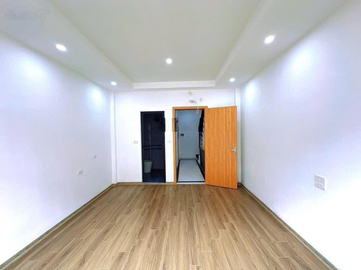 Bán nhà trần bình , phân lô ô tô tải, kinh doanh, hàng xóm học viện quốc phòng 75m x4t nhỉnh 20tỷ.