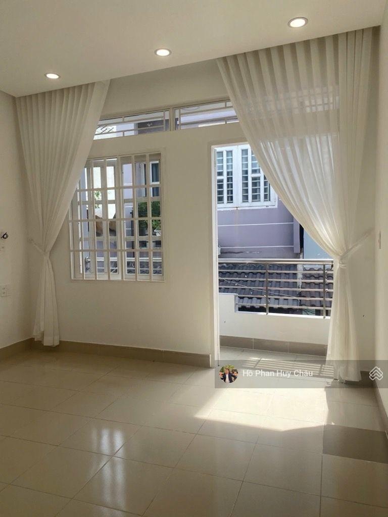 NHÀ MỚI CỨNG QUẬN 7 GIÁ CHỈ 5 TỶ Hẻm bê tông Vinfat, 391 Huỳnh Tấn Phát, P. Tân Thuận Đông, Q7