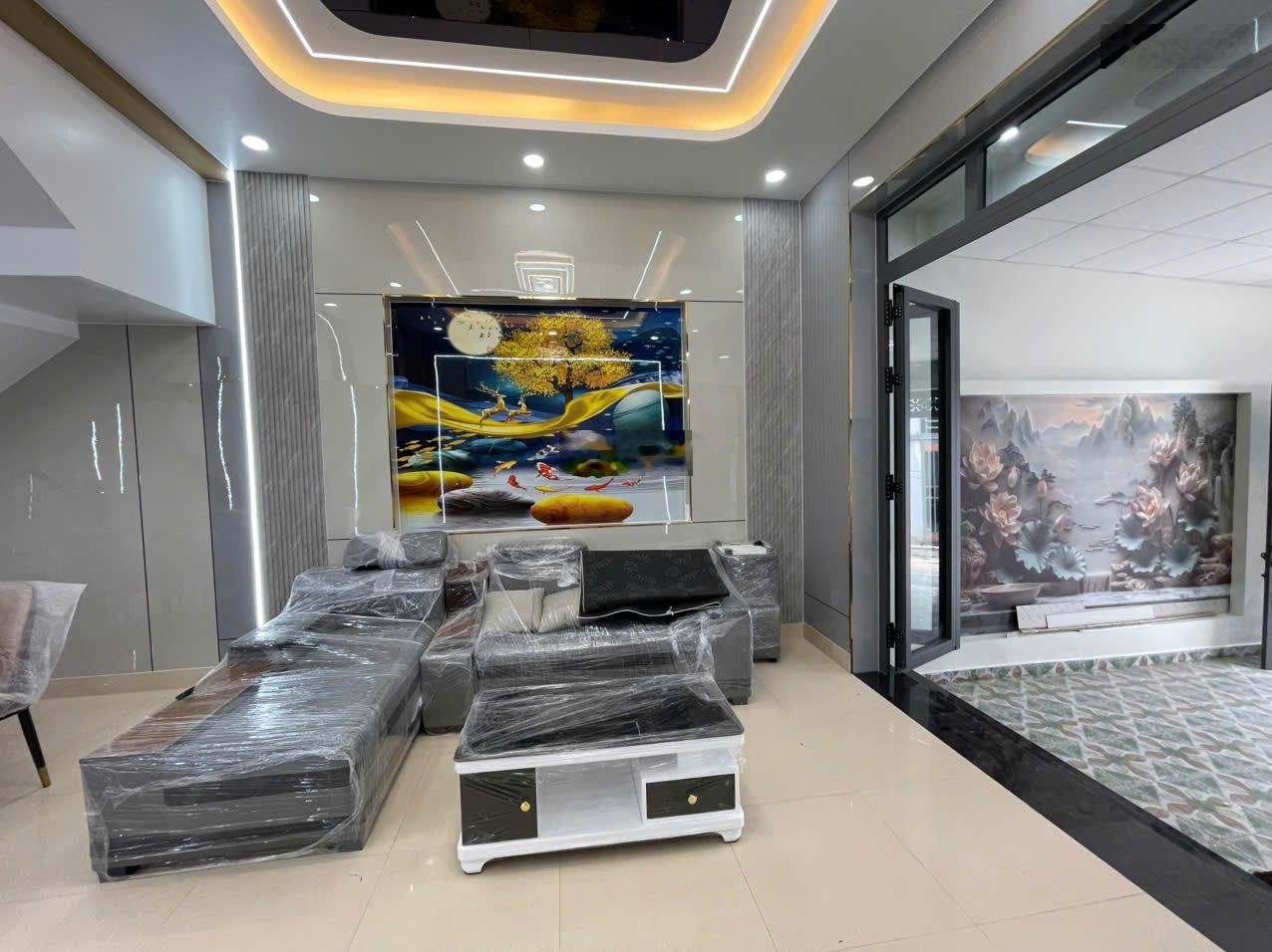 Nhà 1 trệt 2 lầu giáp QL 1K, phường Đông Hòa - TP HCM; Sân ô tô, 3PN, DT 74m2 giá 4.95 tỷ TL