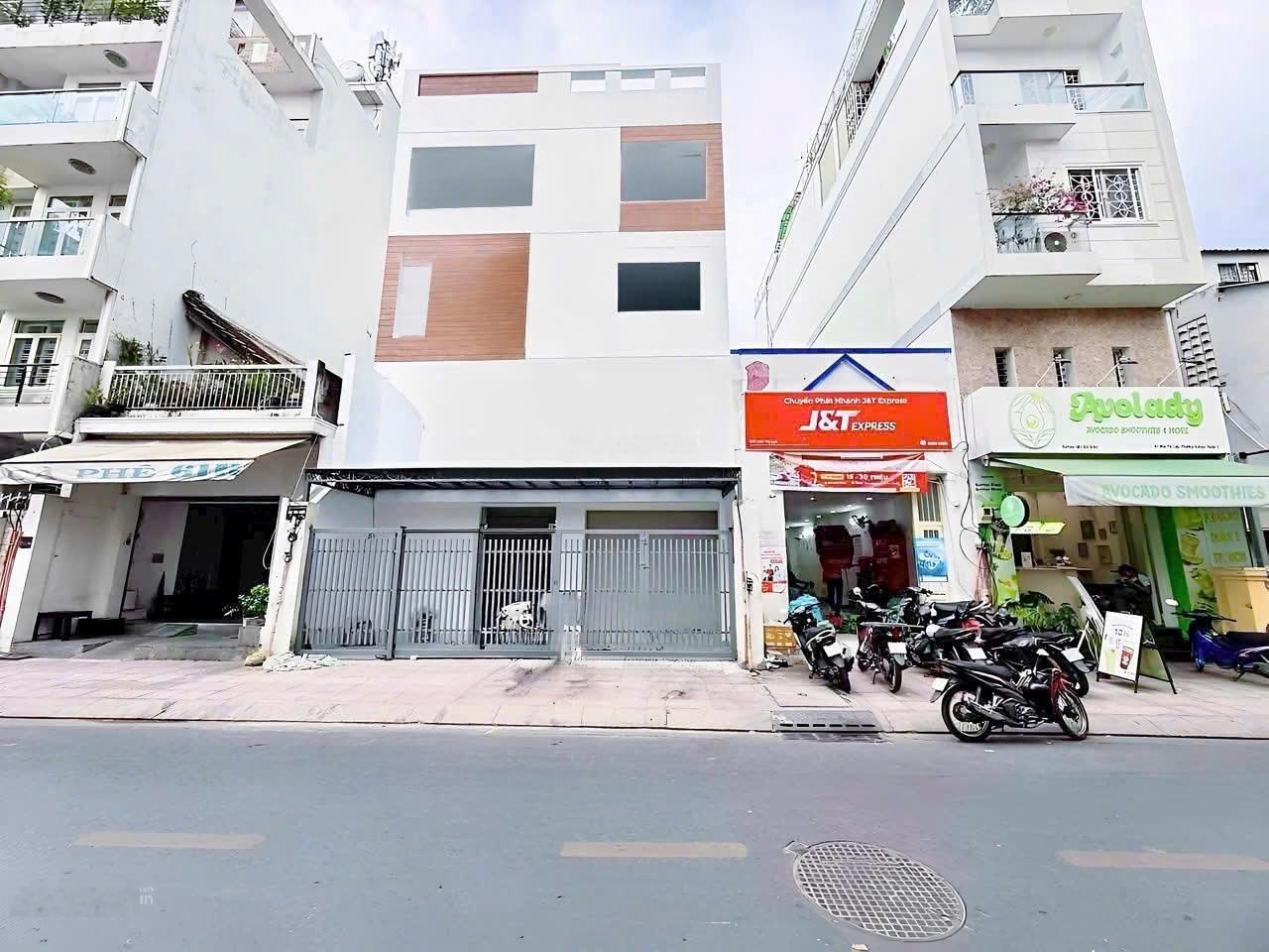 Chỉ 21,5 tỷ! Bán nhà mặt tiền Hồ Văn Huê Phú Nhuận đoạn lề xe máy - DT 8x10m 5 tầng HĐ 80tr/th