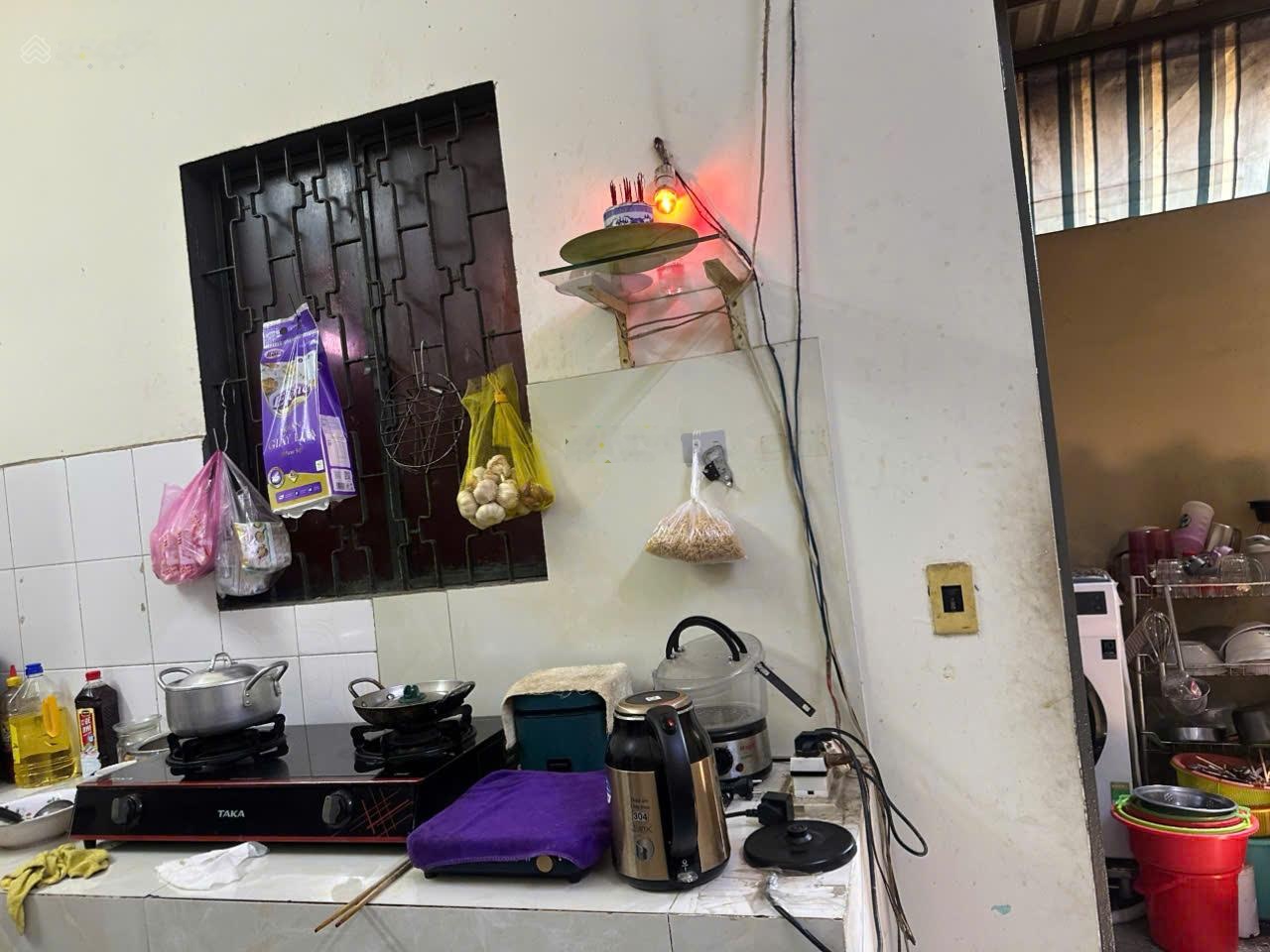 Bán nhà hẻm xe hơi tránh 90m2, tt quận 9, sát vách quận 2, giá chỉ