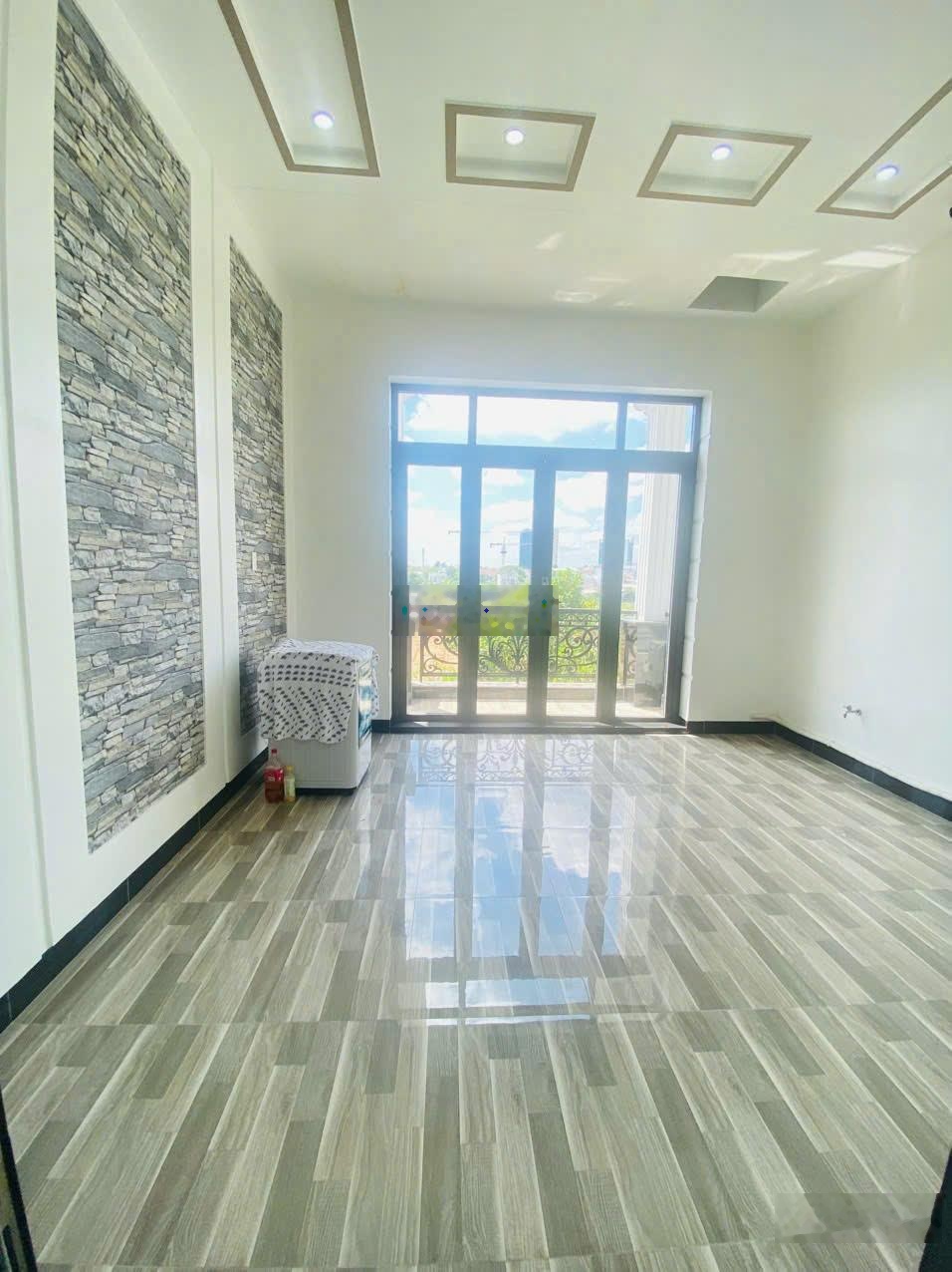 Cho thuê nhà trệt 2 lầu sẵn nội thất kdc hưng phú, gần st go, cần thơ | 15 triệu