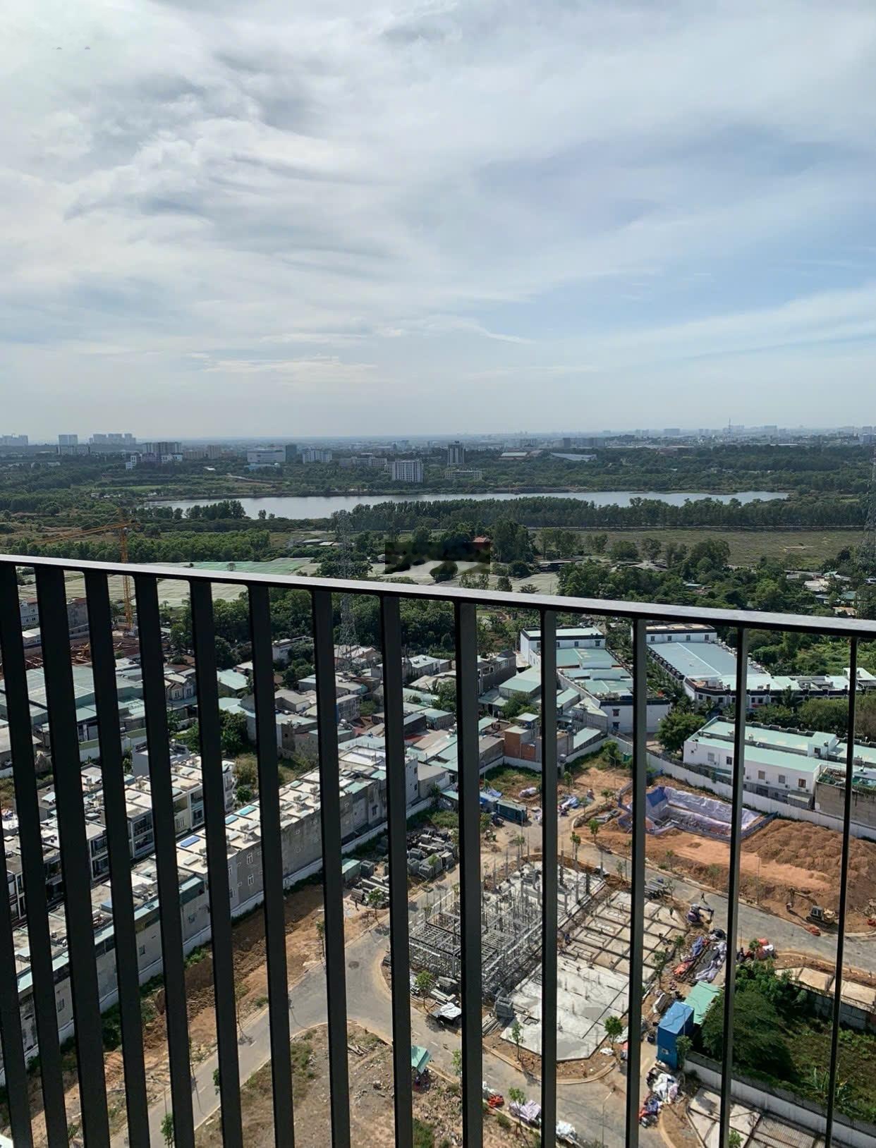 Bán nhanh căn hộ bcons plaza 2pn2wc, sổ hồng sẵn, giá rẻ + ngân hàng hỗ trợ vay 70%