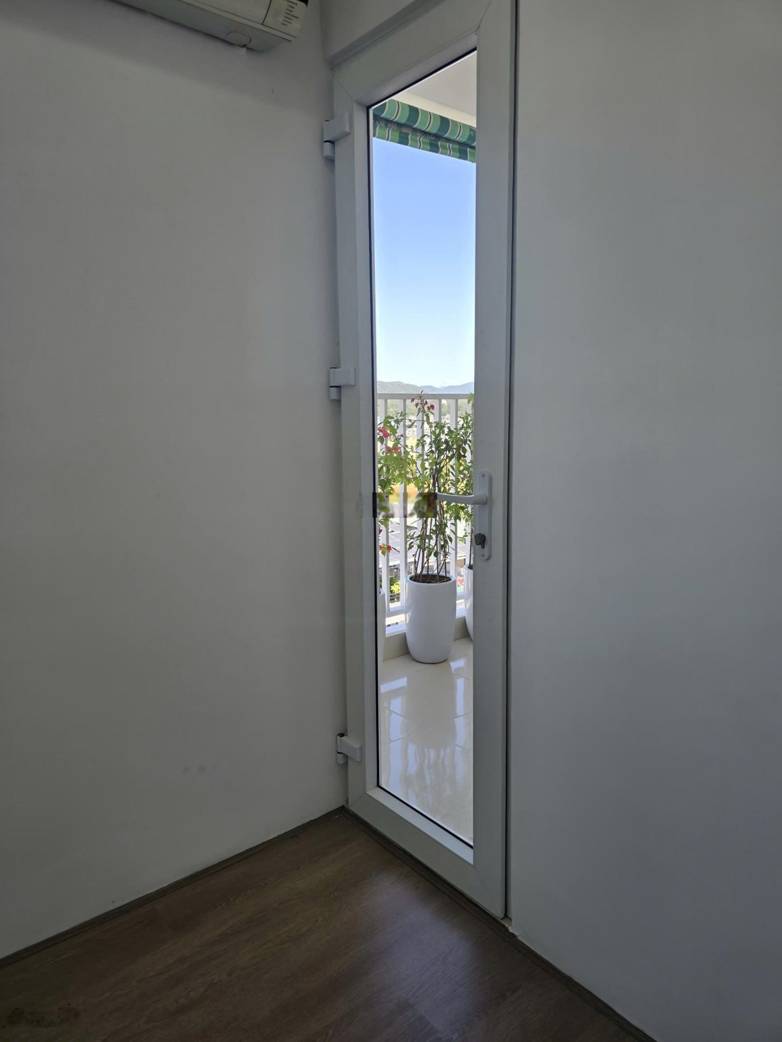 Gấp bán căn góc ct3 vcn phước hải 2 ban công view sông siêu hiếm