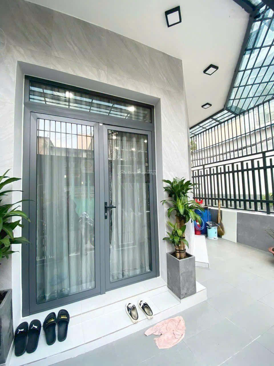 Biệt thự mini - khu víp phường phú trung, tân phú- nhà đẹp rộng rãi ,thiết kế quý phái - thể hiển