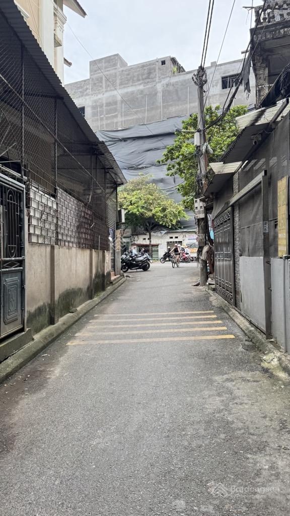 Siêu hiếm lô đất 60m -phố việt hưng - ô tô chạy vòng quang- kinh doanh hoặc đầu tư quá tuyệt vời